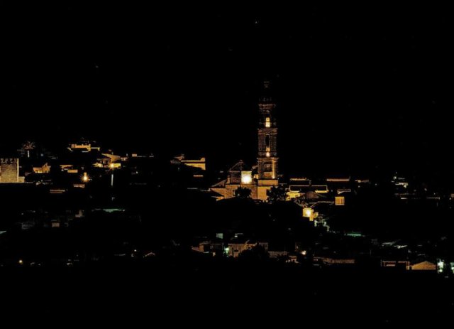 Bujalance de noche
